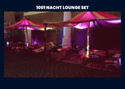 1001 nacht Lounge set met gekleurde parasols