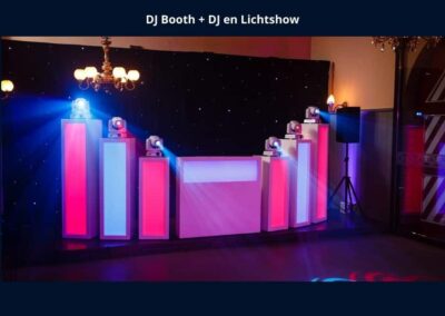 DJ show, DJ Booth en lichtshow voor een Gemaskerd bal, Venetiaans feest of Bal Masqué