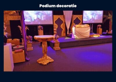Thema podium decoratie 1001 Nacht - Arabian nights in gouden kleurstelling